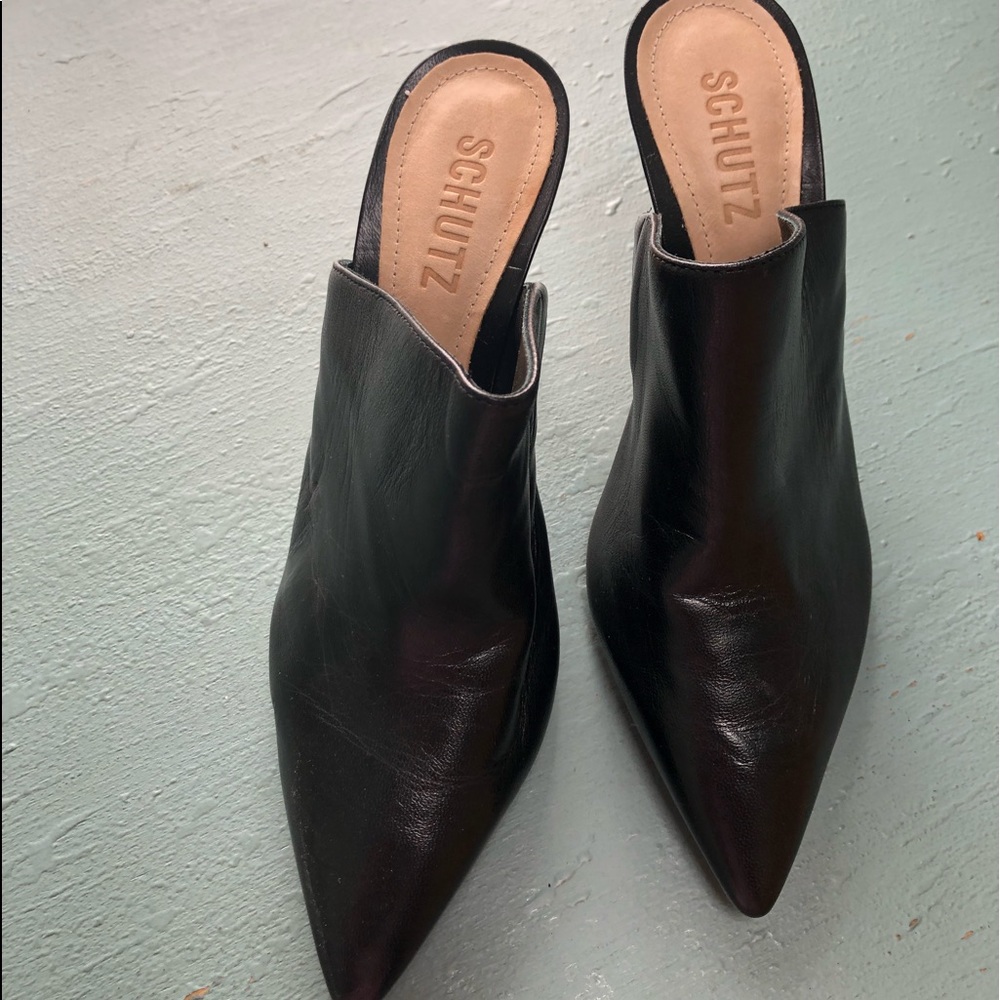 Brand new Schutz mules